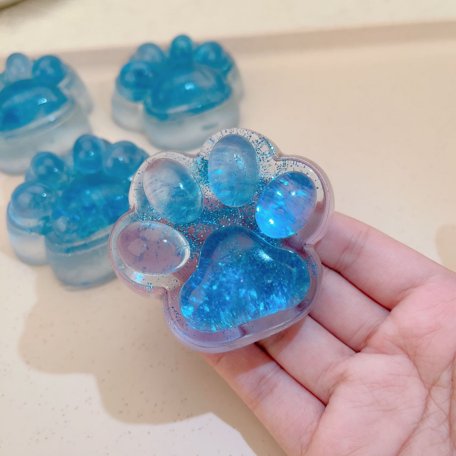 Icy Glitter Cat's Paw Decompression Toy